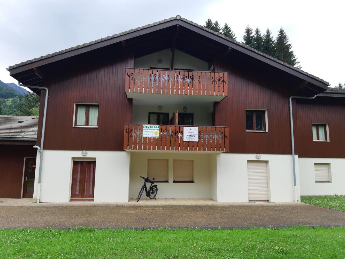 Studio Equipe / Proche Du Centre Samoëns Buitenkant foto
