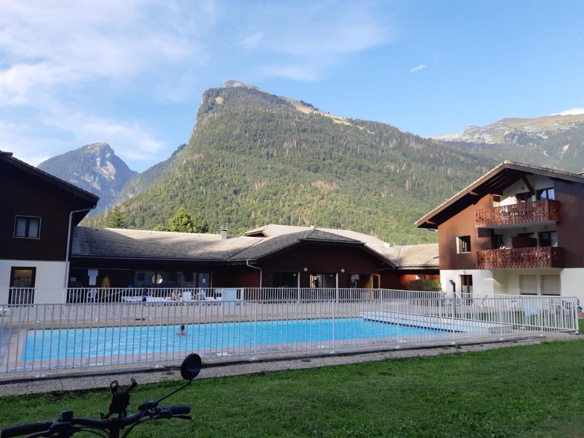 Studio Equipe / Proche Du Centre Samoëns Buitenkant foto